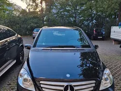 Schwarz Gebraucht 2006 Mercedes B200 Van / Kleinbus | 3.250 € (Guter Preis)
