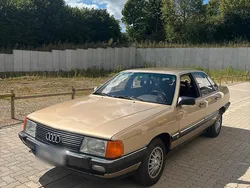 Gold Gebraucht 1987 Audi 100 Limousine | 5.900 €