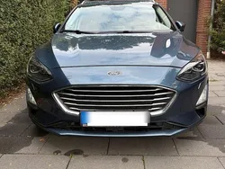 Blau Gebraucht 2019 Ford Focus Titanium Kombi | 11.000 € (Superpreis)