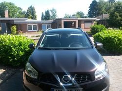 Schwarz metallic Gebraucht 2011 Nissan Qashqai SUV | 13.990 €