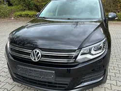 Schwarz Gebraucht 2012 VW Tiguan Trendline SUV | 11.400 € (Fairer Preis)