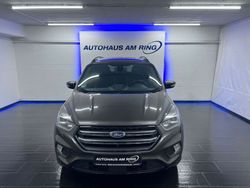 Grau Gebraucht 2018 Ford Kuga ST-Line SUV | 9.499 € (Teuer)