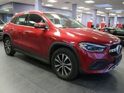 Rot Gebraucht 2020 Mercedes GLA250 Style SUV | 26.980 € (Superpreis)
