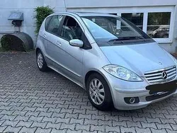 Grau Gebraucht 2005 Mercedes A180 Kleinwagen | 3.400 € (Superpreis)