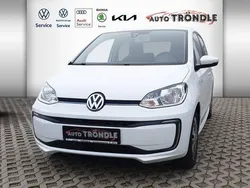 Pure white Gebraucht 2018 VW e-up! Highline Kleinwagen | 13.630 € (Etwas zu teuer)