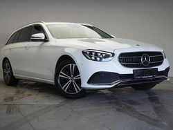 Weiß Gebraucht 2021 Mercedes E220 Avantgarde Limousine | 27.490 € (Guter Preis)