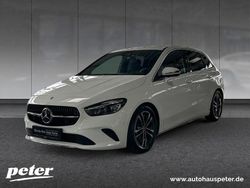 Weiß Gebraucht 2024 Mercedes B200 Advanced Van / Kleinbus | 31.710 € (Guter Preis)