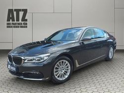 Grau Gebraucht 2018 BMW 740 Performance Limousine | 38.999 € (Fairer Preis)