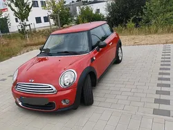 Rot Gebraucht 2011 Mini ONE Kleinwagen | 4.300 € (Fairer Preis)