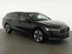 Onyx schwarz metallic (metallic) Gebraucht 2024 Skoda Superb Selection Kombi | 41.495 € (Guter Preis)