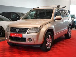 Gold Gebraucht 2009 Suzuki Grand Vitara SUV | 6.950 € (Fairer Preis)