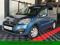 Bleu kyanos Gebraucht 2018 Peugeot Partner Tepee Allure Van / Kleinbus | 13.490 € (Fairer Preis)