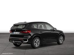 Black sapphire metallic Gebraucht 2024 BMW X1 Shadowline SUV | 43.924 € (Etwas zu teuer)