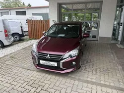Bordeauxrot (p) Gebraucht 2020 Mitsubishi Space Star Basis Limousine | 9.900 € (Etwas zu teuer)
