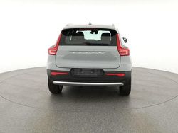 Vapour grey metallic Neu 2025 Volvo XC40 Core SUV | 36.975 € (Guter Preis)