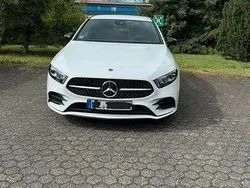 Weiß Gebraucht 2022 Mercedes A180 Limousine | 27.999 € (Etwas zu teuer)