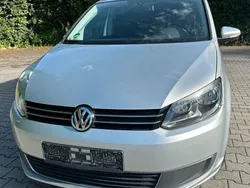 Silber Gebraucht 2012 VW Touran Comfortline Van / Kleinbus | 10.200 € (Etwas zu teuer)