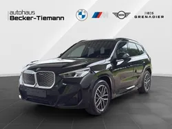 Schwarz Neu 2025 BMW iX1 Exclusive SUV | 45.690 € (Guter Preis)