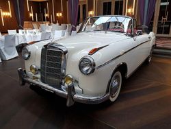 Weiß Gebraucht 1957 Mercedes 220 Cabrio | 220.000 €