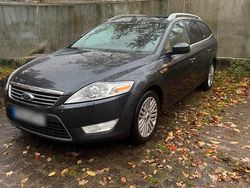 Grau Gebraucht 2008 Ford Mondeo Ghia Kombi | 3.500 € (Fairer Preis)
