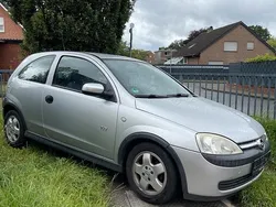 Silber Gebraucht 2003 Opel Corsa Kleinwagen | 800 € (Guter Preis)