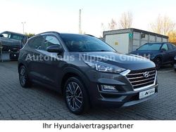 Moon rock / met Gebraucht 2018 Hyundai Tucson Trend SUV | 19.950 € (Fairer Preis)