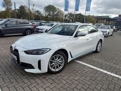 Weiss Gebraucht 2023 BMW i4 Sport Line Limousine | 36.990 € (Superpreis)