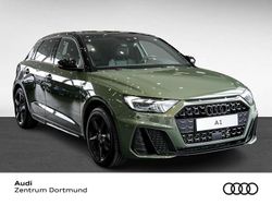 Distriktgrün metallic Gebraucht 2025 Audi A1 Sportback S-Line Kleinwagen | 37.997 €