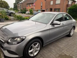 Silber Gebraucht 2014 Mercedes C200 Limousine | 19.500 €