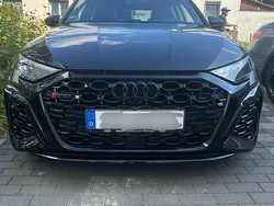 Schwarz Gebraucht 2022 Audi RS3 Sport Kleinwagen | 54.500 € (Fairer Preis)
