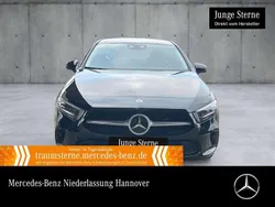 Nachtschwarz Gebraucht 2022 Mercedes A250 Style Limousine | 28.890 € (Teuer)