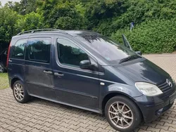 Schwarz Gebraucht 2003 Mercedes Vito Van / Kleinbus | 2.000 €