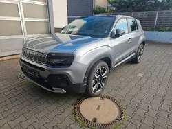 Grau Gebraucht 2023 Jeep Avenger EV SUV | 28.900 € (Fairer Preis)
