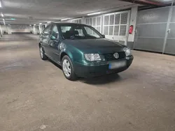 Grün Gebraucht 1998 VW Bora Highline Limousine | 2.600 €