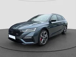 Grau Gebraucht 2021 Skoda Octavia RS Kombi | 35.689 € (Etwas zu teuer)