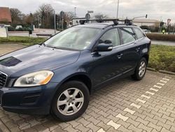 Grau Gebraucht 2010 Volvo XC60 R-Design SUV | 6.800 € (Teuer)