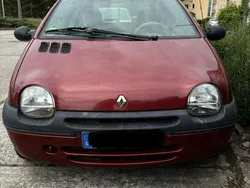 Rot Gebraucht 1999 Renault Twingo Kleinwagen | 1.100 €