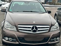 Braun Gebraucht 2014 Mercedes 200 Kombi | 8.500 € (Fairer Preis)