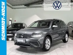 Grau Gebraucht 2024 VW Tiguan Allspace Life SUV | 39.980 € (Fairer Preis)