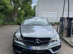 Grau Gebraucht 2015 Mercedes E200 Sport Edition Coupé | 16.999 € (Fairer Preis)