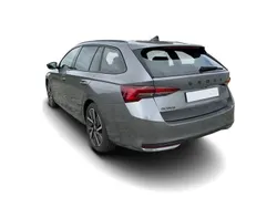Blau Neu 2025 Skoda Octavia SportLine Kombi | 42.049 € (Teuer)