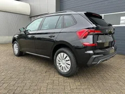 Blackmagic perleffekt Neu 2025 Skoda Kamiq Selection SUV | 26.490 € (Guter Preis)