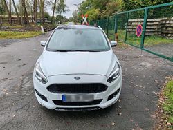 Weiß Gebraucht 2016 Ford S-MAX S Van / Kleinbus | 17.200 € (Teuer)