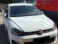 Weiß Gebraucht 2014 VW Golf VII GTI Limousine | 16.350 € (Fairer Preis)