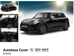 Schwarz Gebraucht 2022 Mini Cooper Classic Kleinwagen | 23.490 € (Teuer)