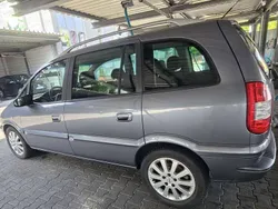 Grau Gebraucht 2005 Opel Zafira Njoy Van / Kleinbus | 1.400 € (Fairer Preis)