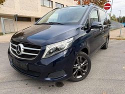 Blau Gebraucht 2017 Mercedes V250 Edition Van / Kleinbus | 27.950 € (Superpreis)