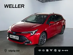 Rot Neu 2025 Toyota Corolla Team Kombi | 33.990 €
