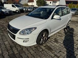 Weiß Gebraucht 2009 Hyundai i30 Sport Kombi | 2.950 € (Fairer Preis)
