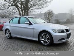 Silber Gebraucht 2008 BMW 318 Sport Line Limousine | 3.990 € (Guter Preis)
